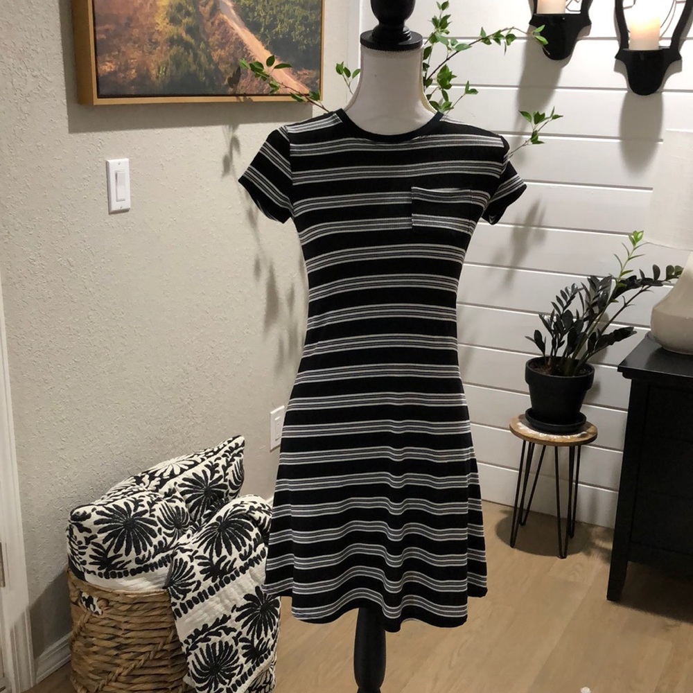 NWOT DRESS